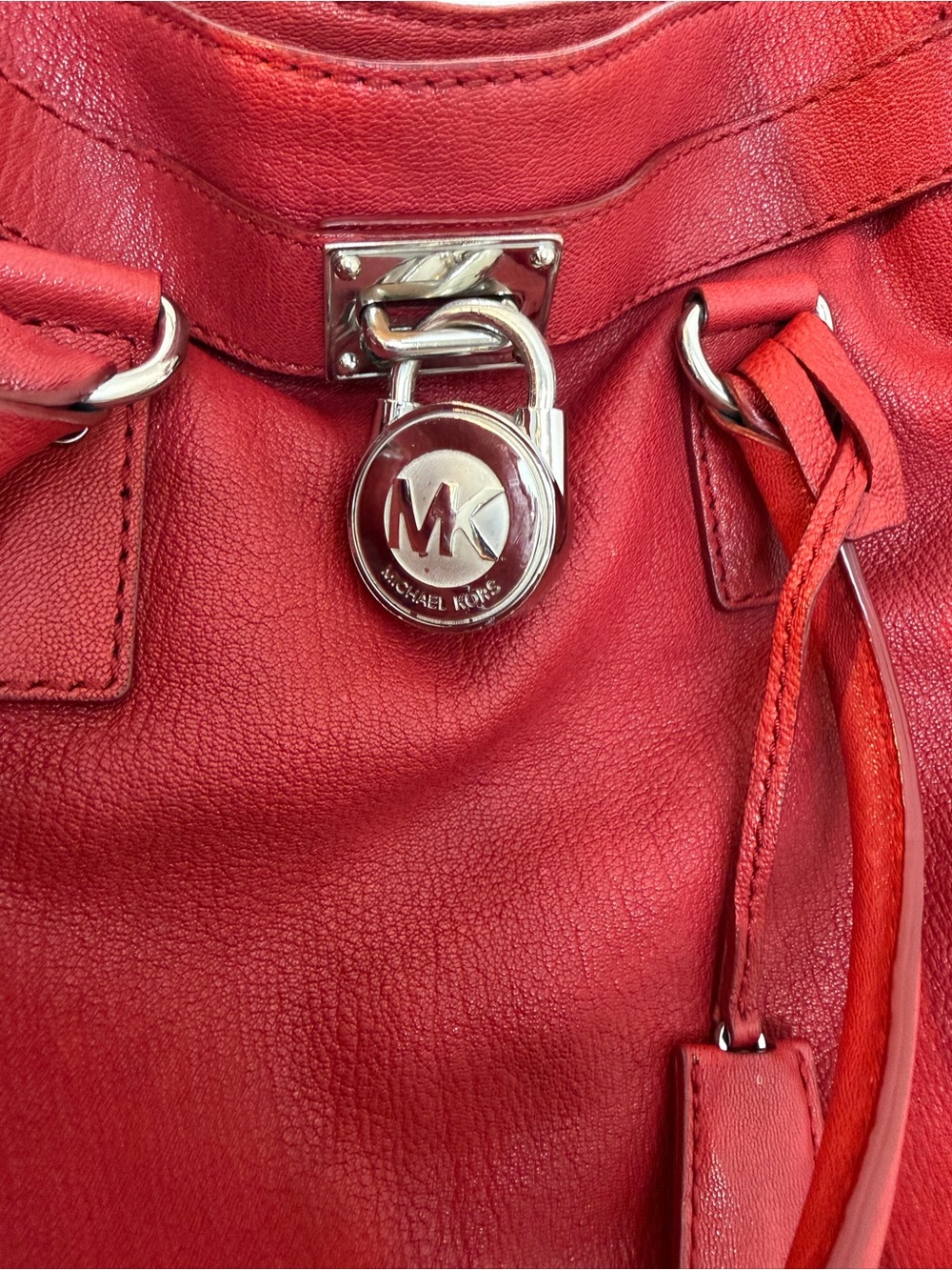 Michael Kors Red Leather Chain-Handle Shoulder Bag - Picture 4 of 15